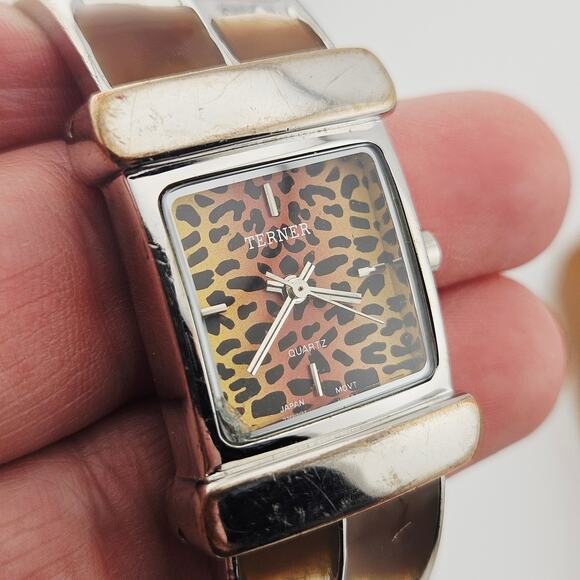 Terner Women's Animal Print Cuff Bracelet Watch Silver Brown Cheetah Leopard - Picture 3 of 5